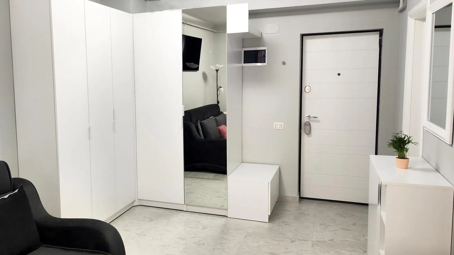 Central Address Residence - Room 712 Bucharest Romania