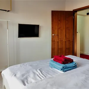 Parliament Marriott Unirii Square 5 Bedrooms Luxury Old Town Apartment